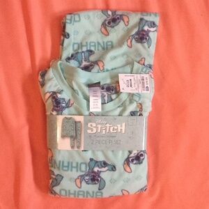 Disney 2 piece pajama set